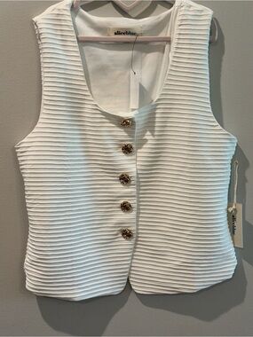 alice + wonderland Alice Blue White Textured Button Front Vest